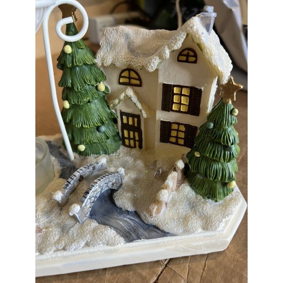 Yankee Candle Christmas Tree House Village Tea Light Wax Warmer Ornament - Picture 5 of 16